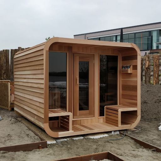 Sauna Luna Clear Red Cedar