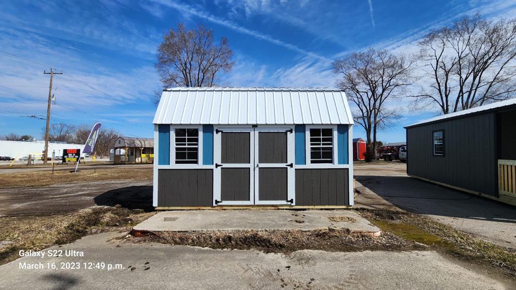 Side Lofted Barn