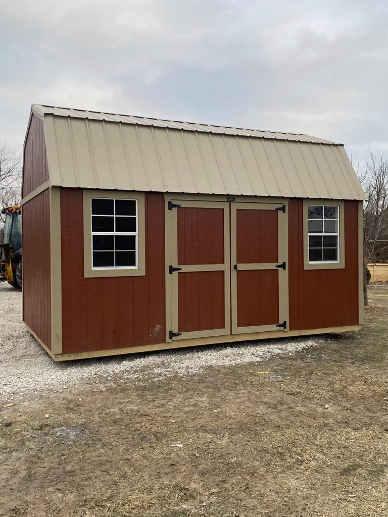 Side Lofted Barn