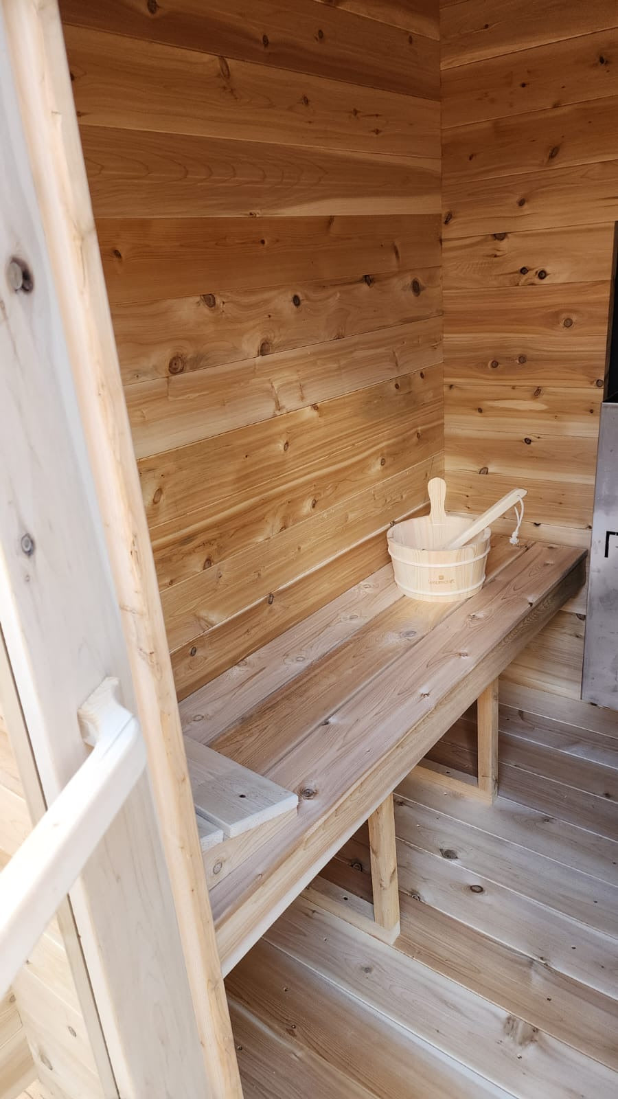White Cedar Log Cabin Sauna