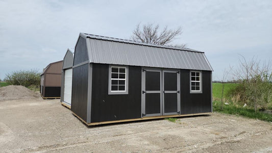 Side Lofted Barn