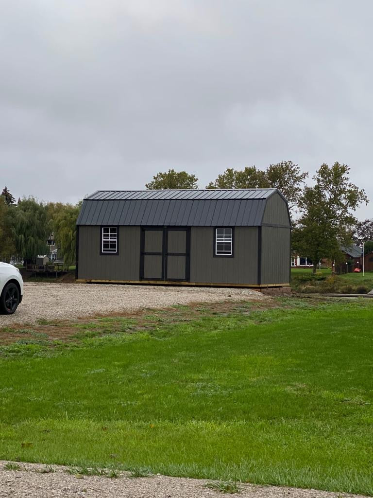 Side Lofted Barn