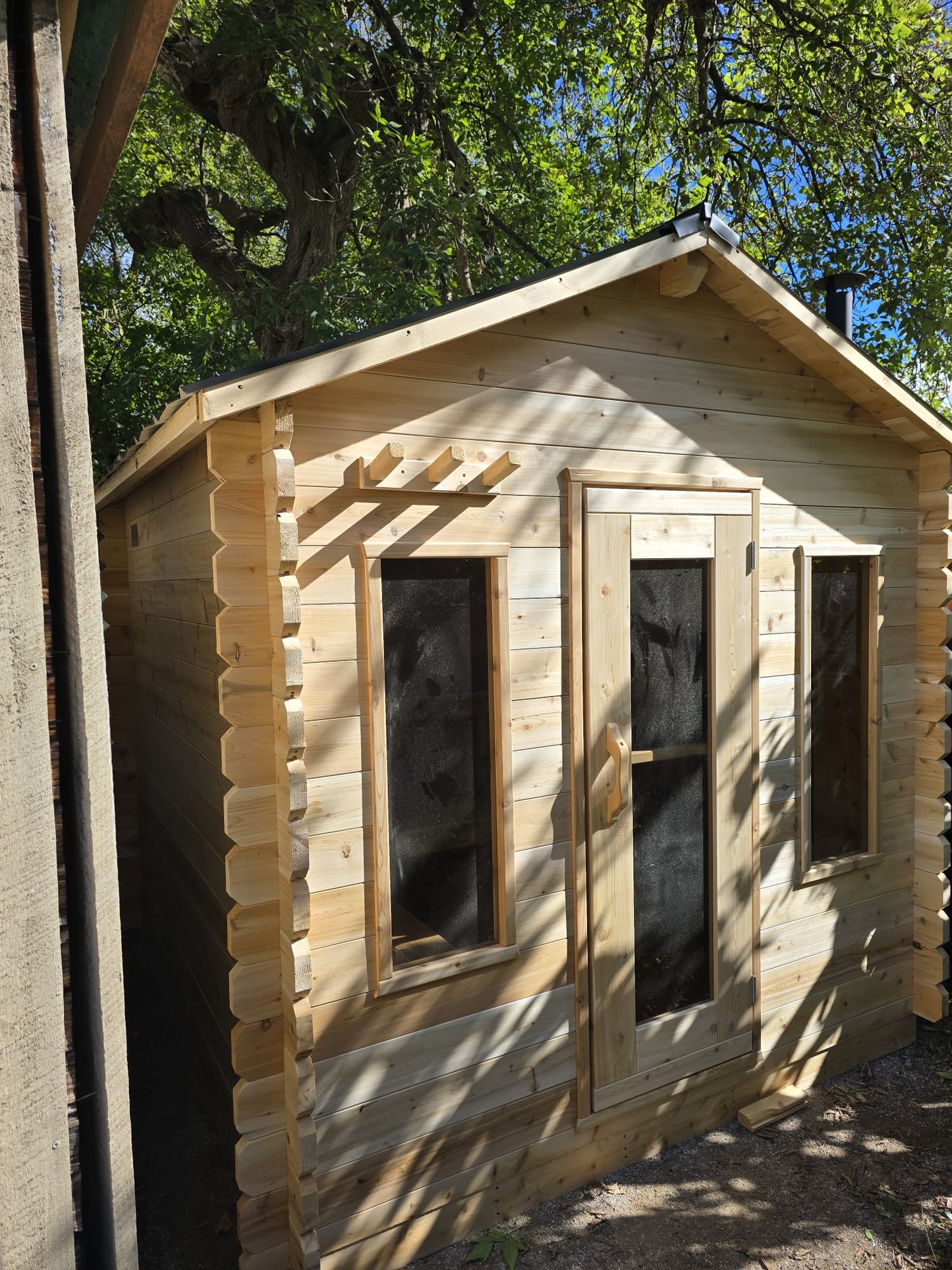 White Cedar Log Cabin Sauna